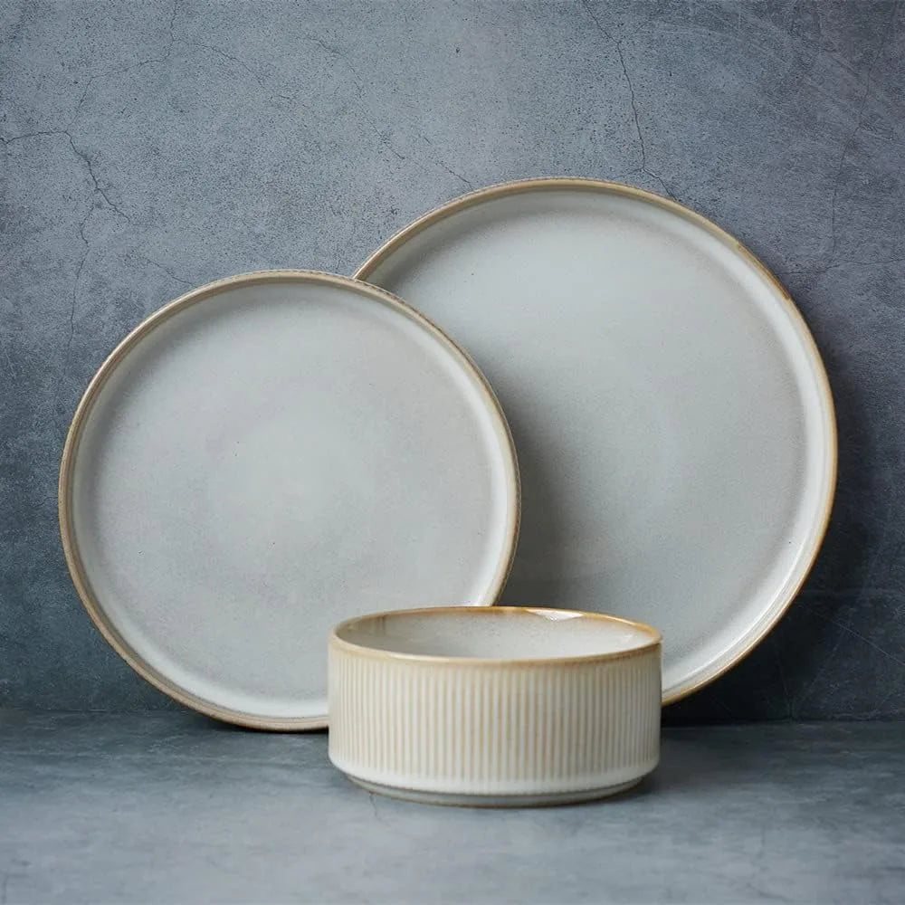 Dinnerware Set