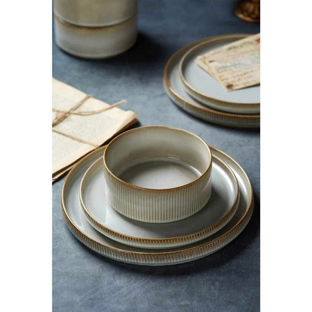 Dinnerware Set